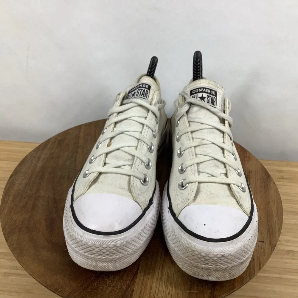 Converse Chuck Taylor All Star Lift Platform Women's 7.5 White Sneakers 560251F